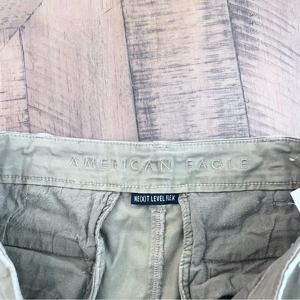 American Eagle Men’s Next Level Flex Slim Straight Khaki Pants Size 30x29